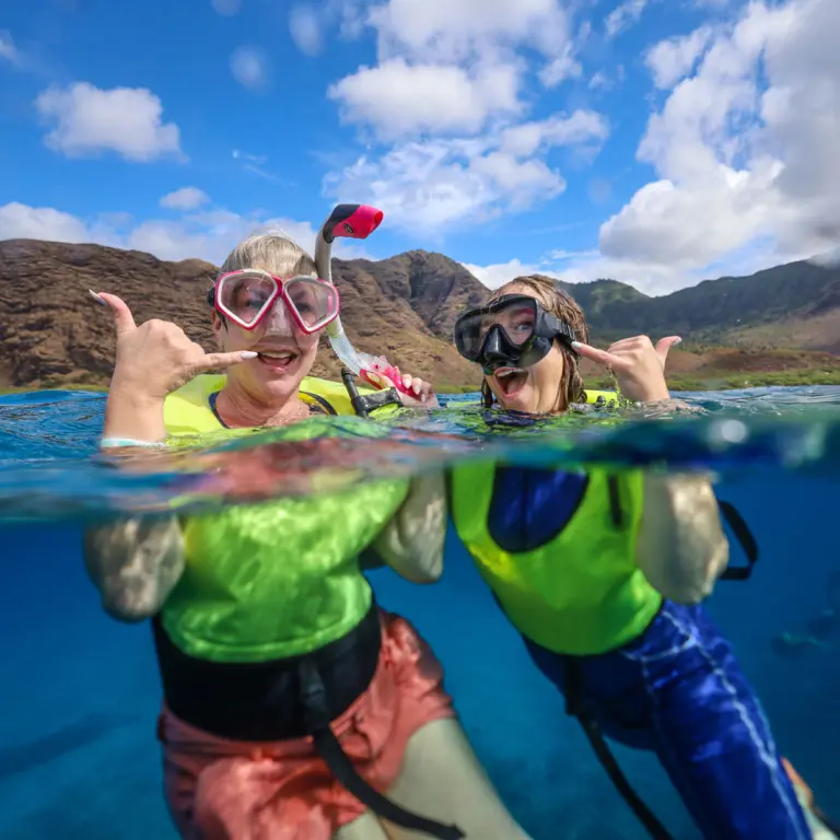 Snorkeling in Oahu west coast