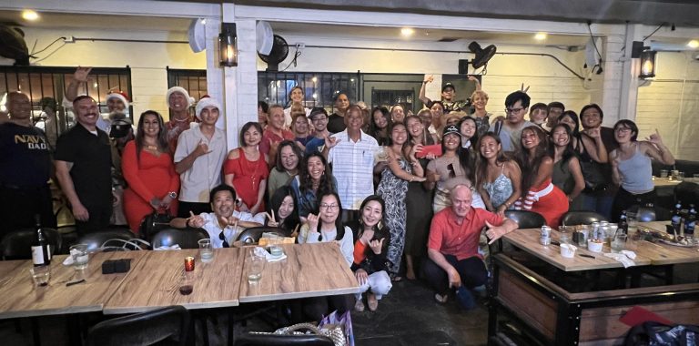 DolphinChristmasParty