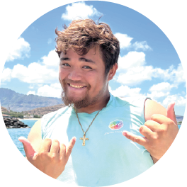 Dolphin tour Crew Ben